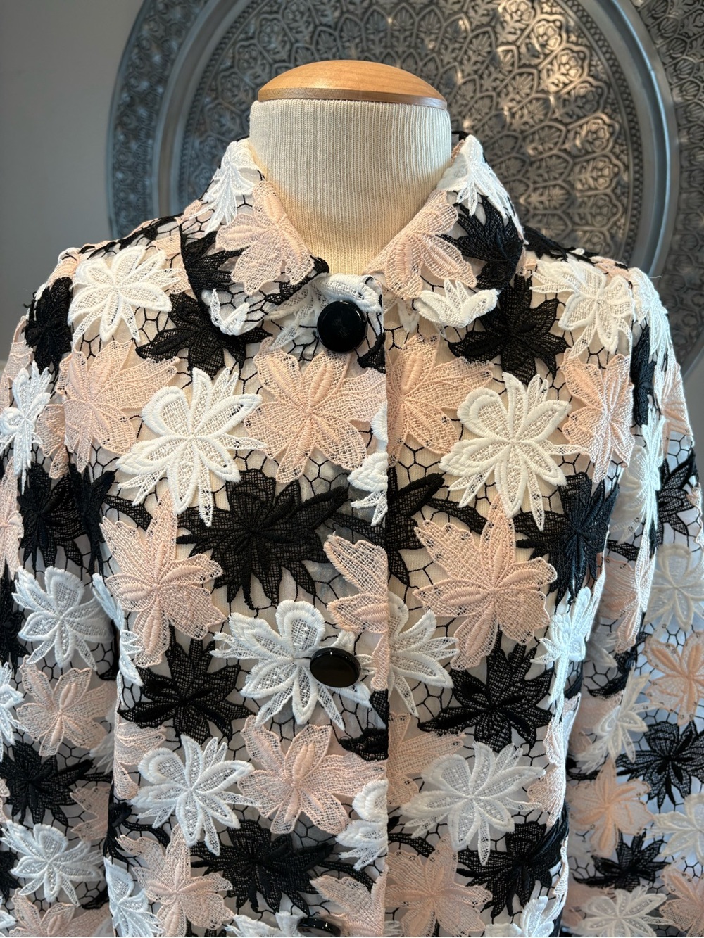 Runway Kate Spade Tiger Lilly Floral Lace Appliqué Coat in Blush, Black & White